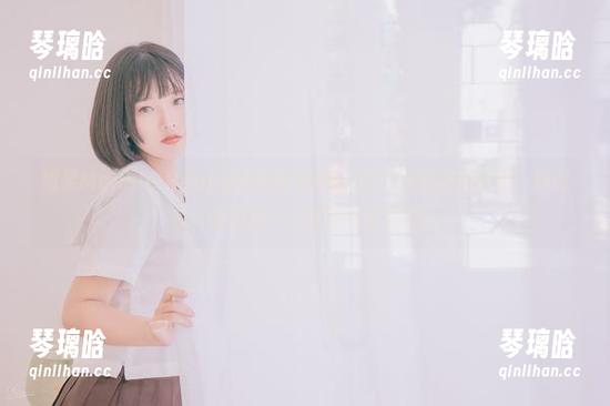 Messie Huang 如果Messie Huang能有更多的让·巴尔泳装免费资源,那我会一直流连——就像现在这样。